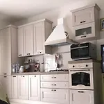 Casa Mery إيغليزياس